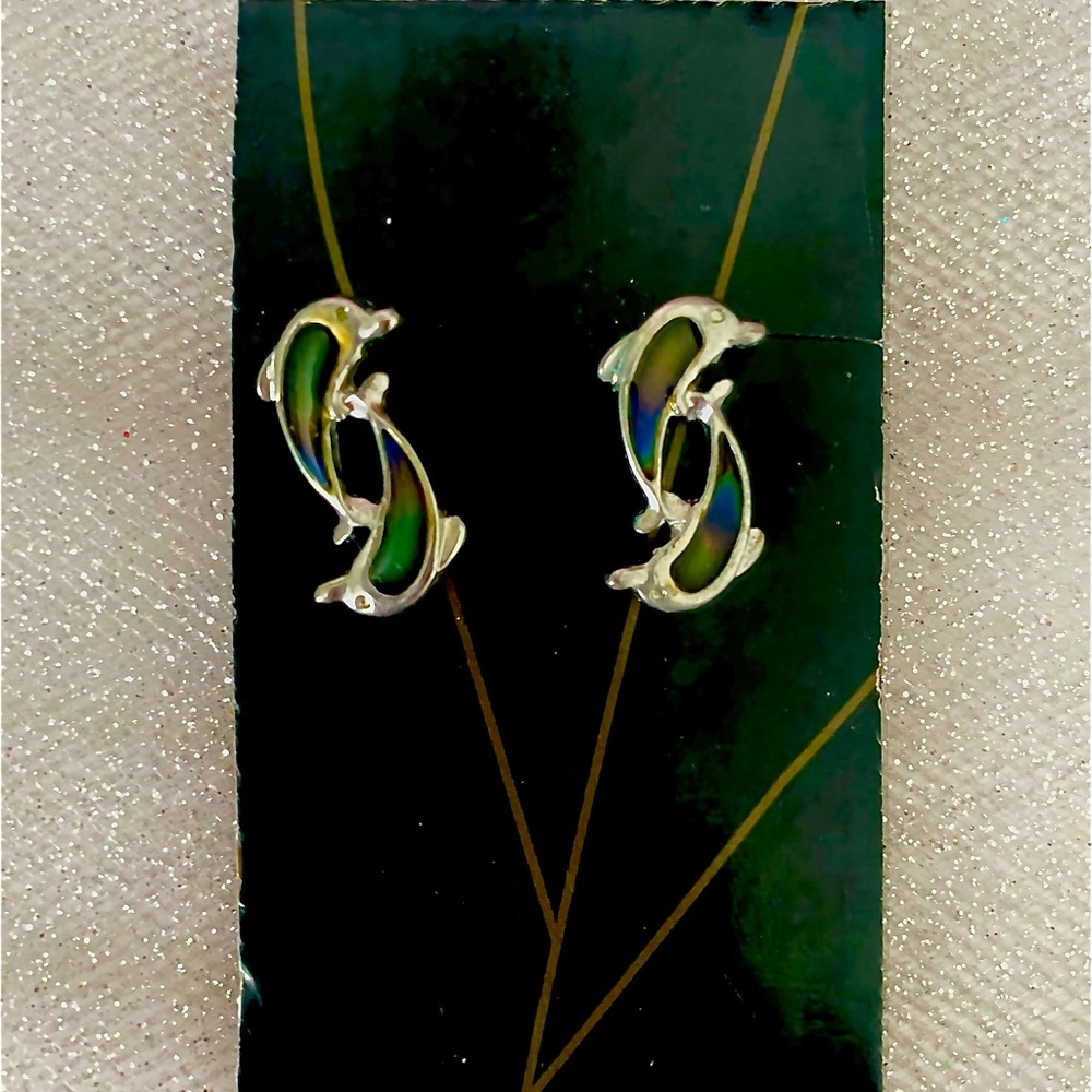 Mood Earrings Color-Changing Bohemian Twin Dolphins